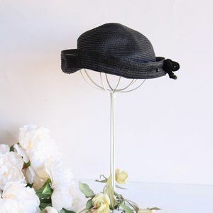 Vintage 1950s Hat /  Black Straw Hat With Velvet Band And Hat Pin / Millinery